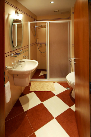 SVETI_NIKOLA_HOTEL_NESSEBAR_BULGARIA_AIR_TOUR_TRAVEL
